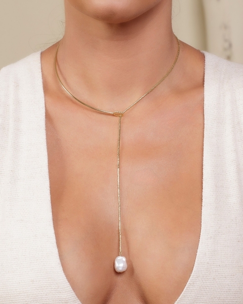 Gargantilha longa pérola barroca