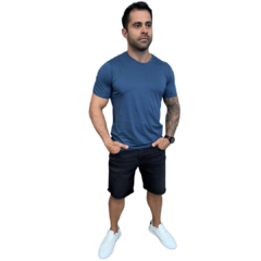 Camiseta Básica em algodão Pima Azul Roay