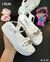 sandalias con mariposas