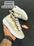 Vans Ultra Ranger na internet