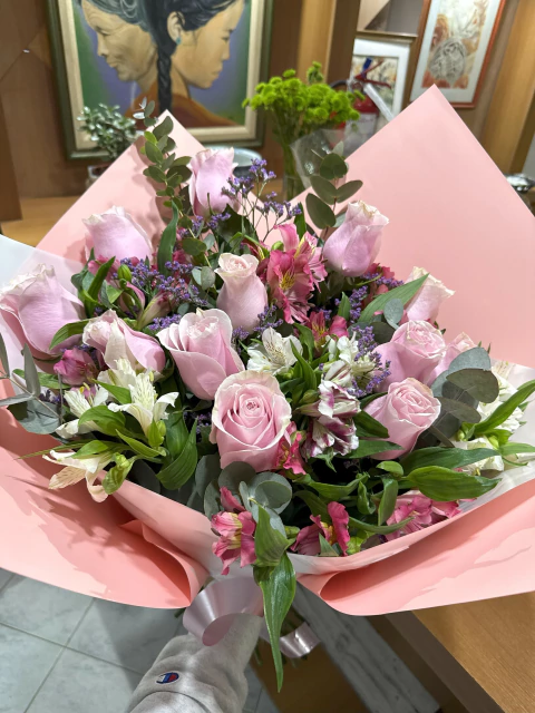 ramo XL de rosas y flores silvestres - comprar online