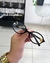 Oval preto