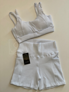 Top e Short Funcional Run 3D - Loja Donna Jô Sports & Stilus