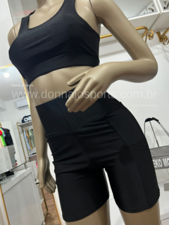 Conjunto Top e Short Bolsos Glow na internet