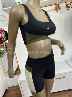 Conjunto Top e Short Bolso Lateral - comprar online