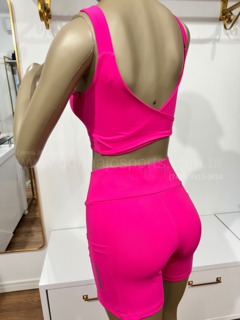 Conjunto Top e Short Bolso Lateral KL