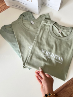 T-shirt Premium Acreditar - Loja Donna Jô Sports & Stilus
