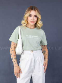 Imagem do T-shirt Premium Acreditar