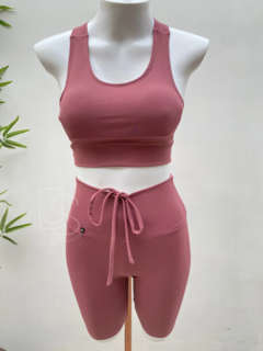 Top e Short Basic Premium na internet