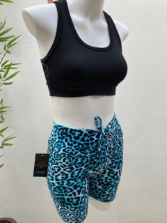 Top e Short Basic Premium na internet