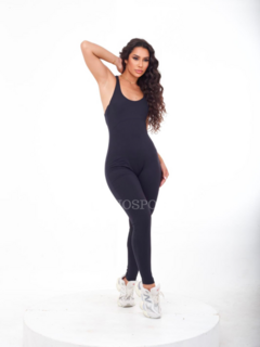 Macacão Lizz Fitness na internet