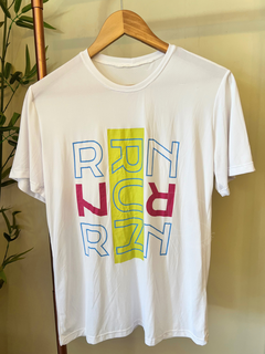 Camiseta de corrida Dryfit + UV50 - comprar online