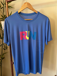 Camiseta de corrida Dryfit + UV50 - comprar online