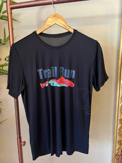Camiseta de corrida Dryfit + UV50 na internet