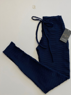 Leggings brocada Fitness Empina na internet