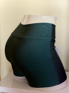 Short Fitness Cirrê Meia Coxa - loja online
