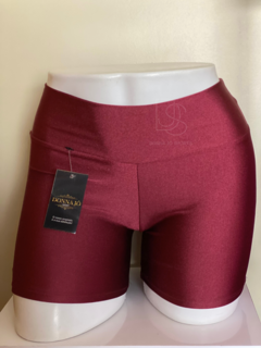 Short Fitness Cirrê Meia Coxa - comprar online