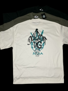 Camiseta Oversized Detroit The Tag na internet