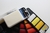 Set de Acuarelas Sólidas – 33 Colores con Pincel Recargable y Almohadilla - Pasa Tiempo Artística