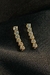 Brinco Pequeno Fio Com Cinco Zircônia Banhado em Ouro 18k (BR0293)