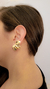 Brinco Meia Flor Banhado a Ouro 18K