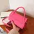 Bolsa Crossbody texturizado elegante