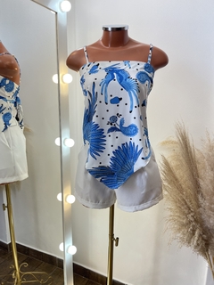 Cropped bico - Branco com azul - comprar online