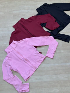 Blusinha com zíper poliamida - Loja Morena Mix