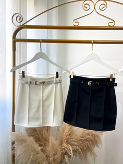 Short saia com cinto - Preto