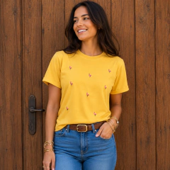 T-Shirt Feminina Gola Redonda Bordado Flamingo em Algodão 100% - comprar online