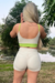 SHORT CADARÇO NA FRENTE EMPINA BUMBUM COR OFF-WHITE na internet