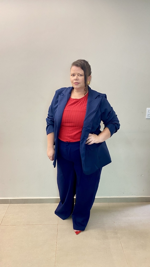 Calça Pantalona Plus Size em Linhão com Lastex nas Costas e Passantes Largos - comprar online