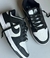 Nike Dunk Panda na internet