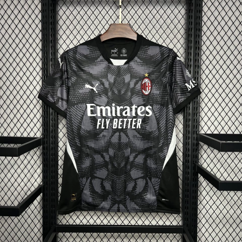 CAMISETA DE JOGADOR MILAN PRETA