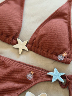 Corpiño Magnolia con dije de estrella (Marrón) - comprar online