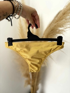 Bombacha Mustique (Dorada) - Her bikinis