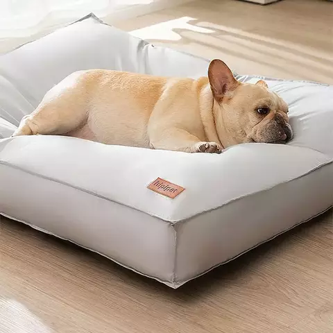ComfyNest: Cama Pet Impermeável e Acolchoada