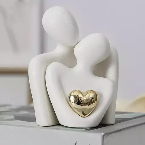 NordicSerenity: Estátua Abstrata do Casal para Decoração