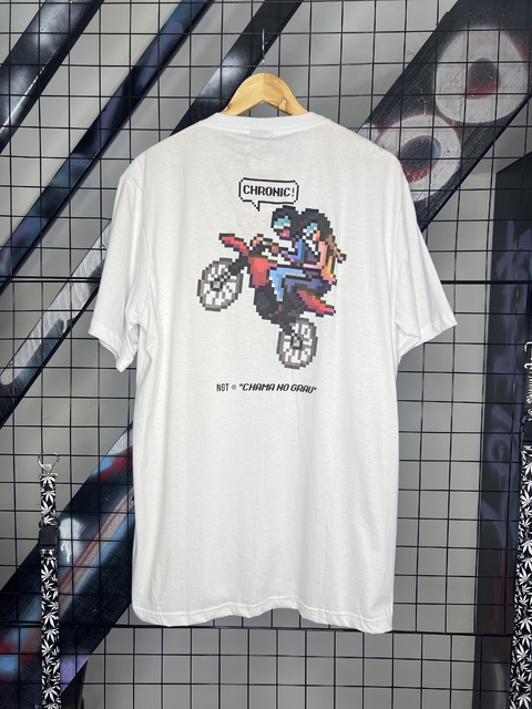 Camiseta Chronic Chama no Grau Branca - comprar online