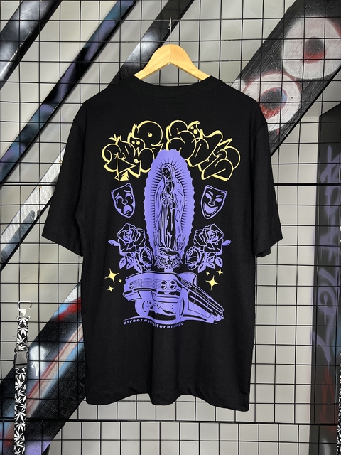 Camiseta Oversized Trip Side Saint Purple Preta - comprar online