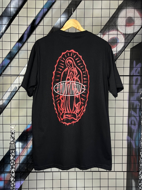 Camiseta Chronic Arte Santa Preta - comprar online