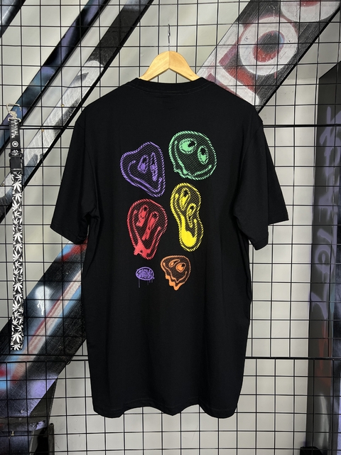 Camiseta Chronic Multi Smile Preta - comprar online