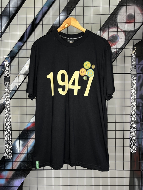 Camiseta Oversized LRG Basebol Preta - comprar online