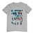 Camiseta com estampa de "New York City" em letras grandes, apresentando imagens da cidade dentro das letras.