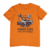 Camiseta com estampa de carro esportivo e ferramentas, com a frase "TUNING CARS TO FLY ON THE ROAD".