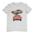 Camiseta masculina com estampas de carros Ford Mustang, mostrando a frente e a traseira de dois modelos clássicos.