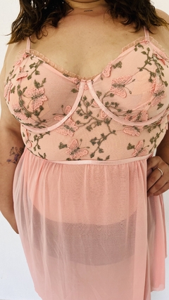 Babydoll rosa, con bordados de flores. - My Secret chile