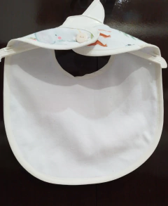 Babero impermeable en internet