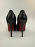 Scarpin Christian Louboutin: A Elegância do Couro Brilhante!