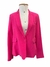 Blazer Carina Duek Rosa: Elegância e Estilo!